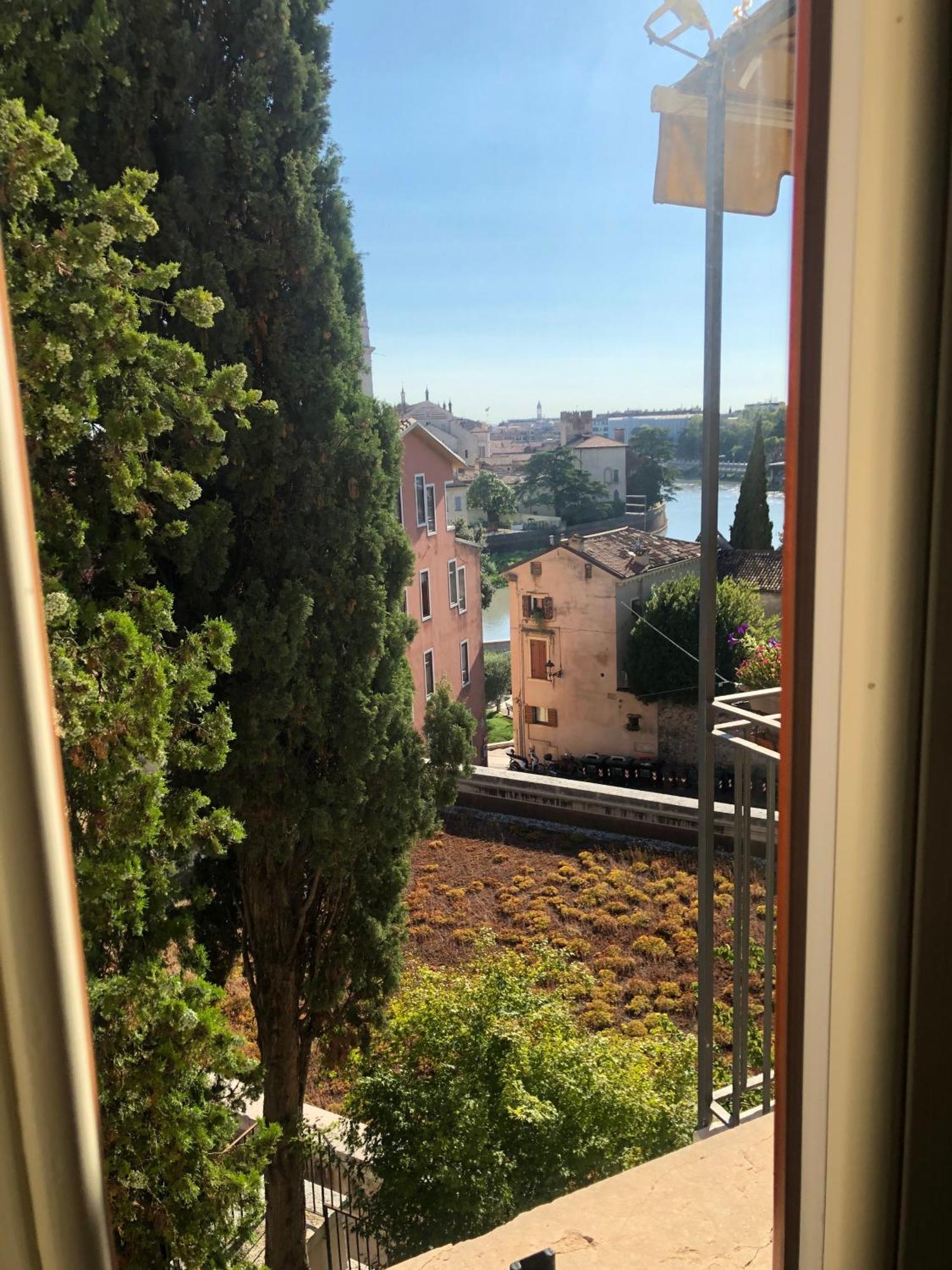 Relais Colle San Pietro Bed and Breakfast Βερόνα Εξωτερικό φωτογραφία