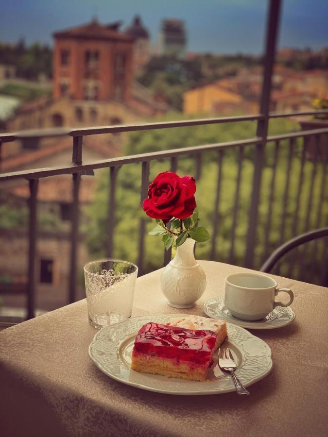 Relais Colle San Pietro Bed and Breakfast Βερόνα Εξωτερικό φωτογραφία